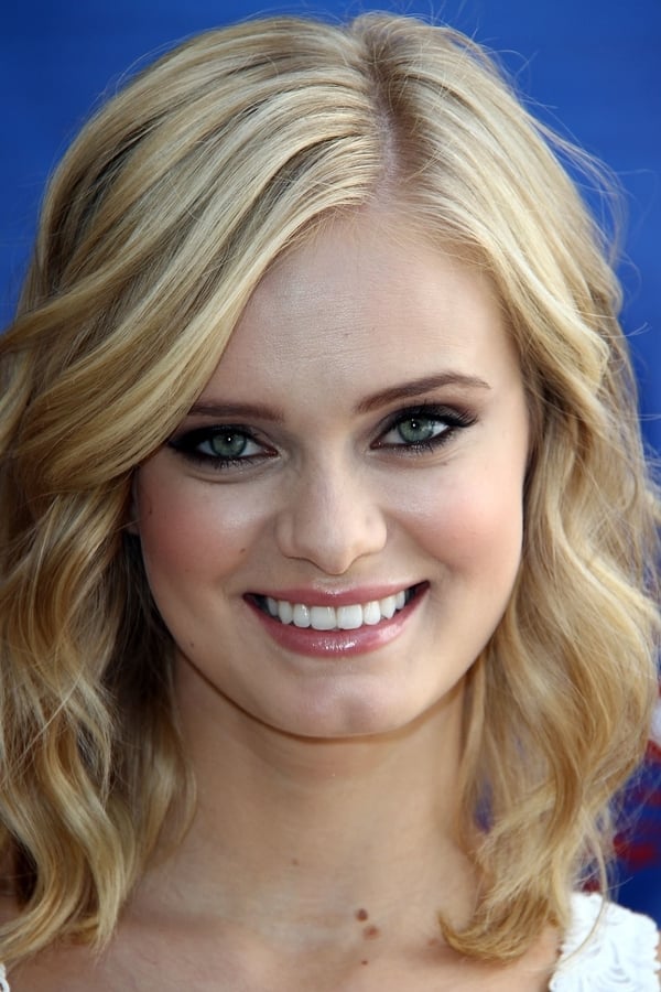 Sara Paxton Profile